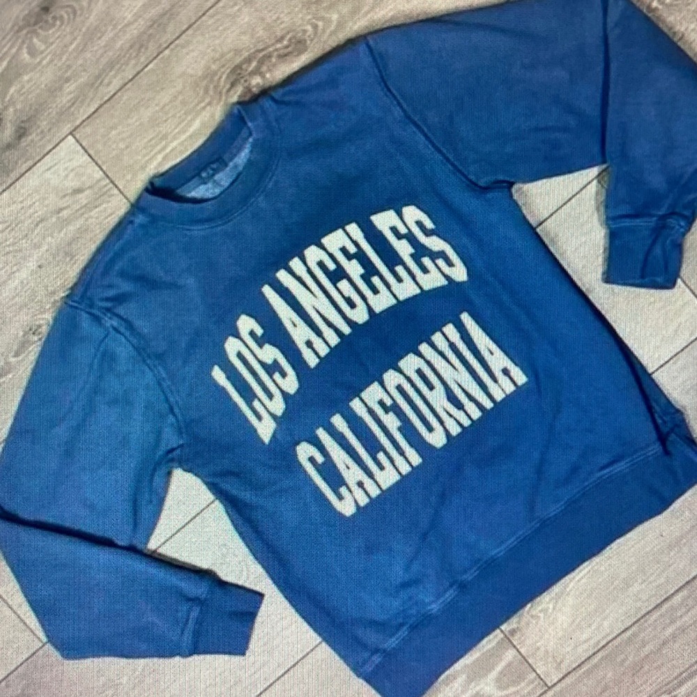 Brandy Melville Blue Los Angeles California Crewneck Sweatshirt